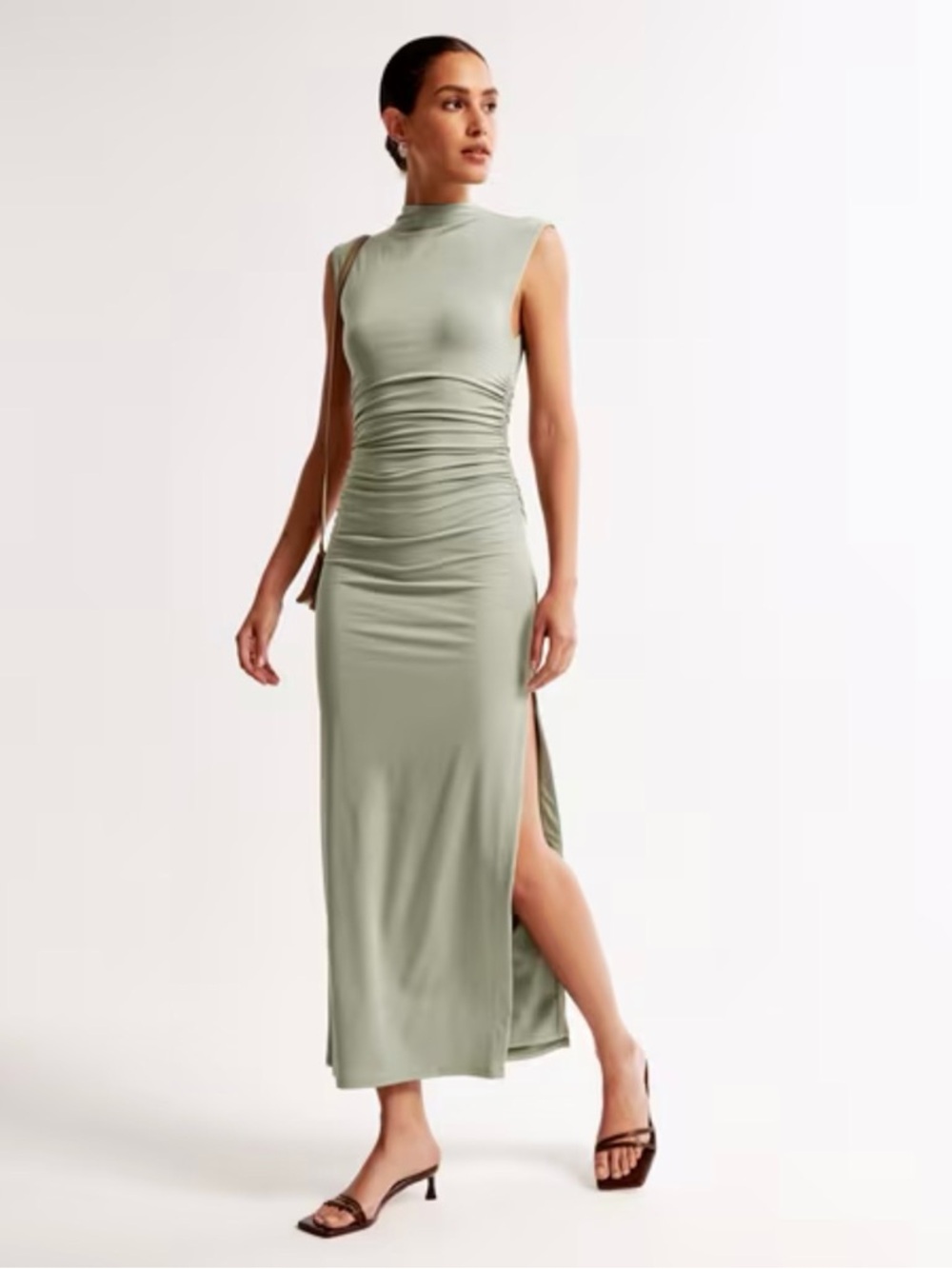 Abercrombie Paloma Ruched Maxi/midi dress - sage green